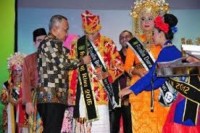 Plt Gubri Hadiri Malam Puncak Pemilihan Bujang dan Dara