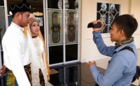Sejoli Jurnalis di Meranti Menikah di Hari Pers Nasional 2017