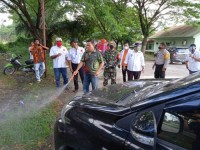 Projo Kabupaten Bengkalis Bersama Upika Mandau Semprotkan  2000 Liter Disinfektan
