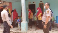 Pencegahan Covid-19, Personil Polsubsektor Pelalawan Sosialisasi AKB Di Tempat Umum