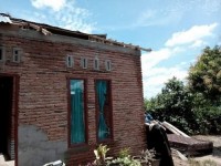 Puluhan Rumah di Ujungbatu Rohul Diporak-Porandakan Angin Puting Beliung