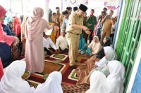 Bupati Hadiri Penutupan Perwiritan PHBI Kaum Ibu Dalam Rangka Maulid Nabi