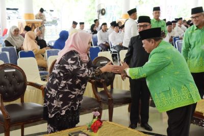 Hadiri Pelantikan Ketua MUI, Bupati Kasmarni Tekankan Sinergi Ulama dan Umara