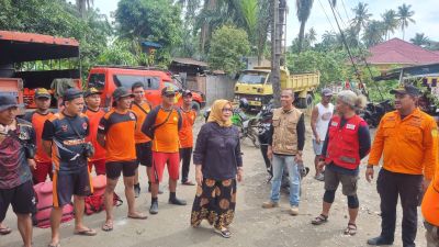 Korban Ditemukan, Wakil Bupati Labuhanbatu Temui Tim SAR di Sungai Bilah