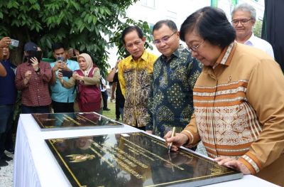 Menteri LHK Resmikan Ekoriparian UMRI dan Unilak yang Dibangun PHR